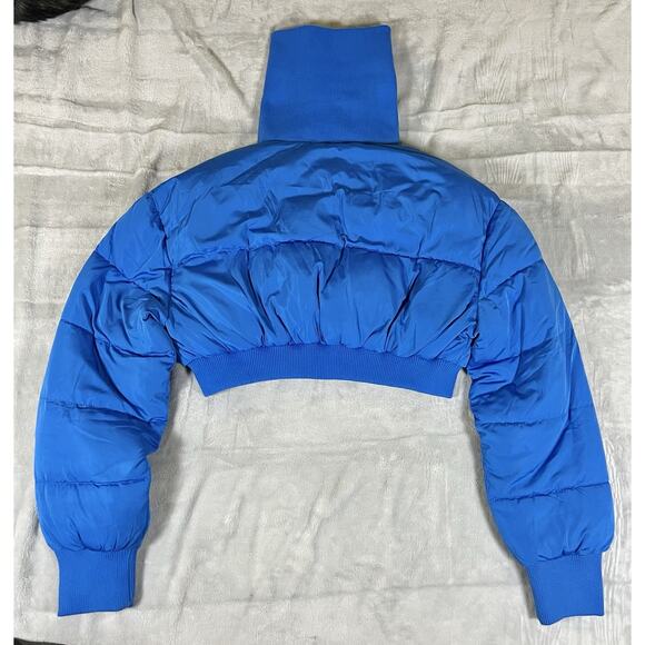 Urban Outfitters Size M Blue Cropped Chubby Puffer Jacket Y2K Hip Hop Cozy Cute - Picture 4 of 14